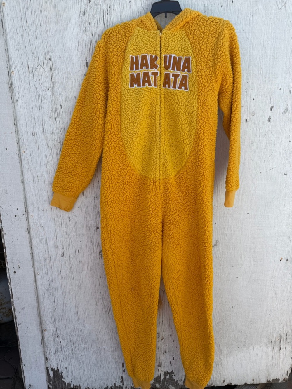 Adult Yellow 'Hakuna Matata' Sherpa Onesie *Needs New Zipper*